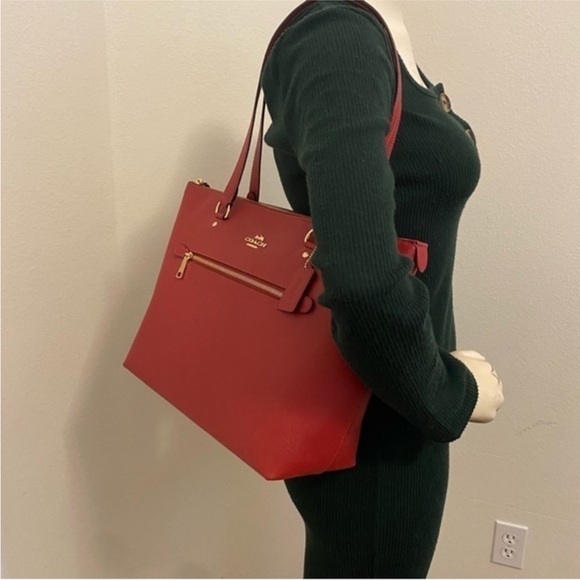 New Coach tote bag - Picture 10 of 16